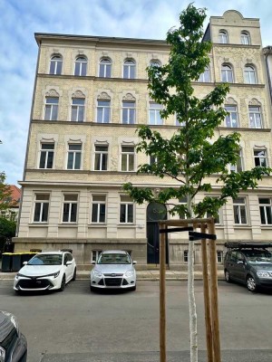 COMING SOON!: Geräumige 4-Zimmer-Wohnung mit Balkon & zusätzlichem WC  in der Leipziger Südvorstadt