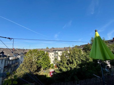 vermietete Dachgeschosswohnung mit Balkon in Altendorf kaufen