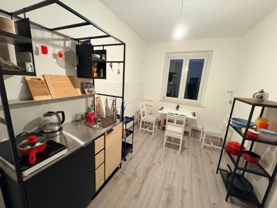 Teilmöblierte 2-Zimmer Wohnung sucht Nachmieter