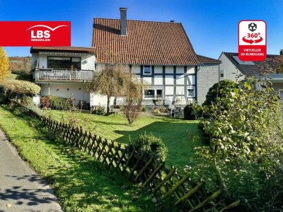 Ein-Zweifamilienfachwerkhaus mit traumhaften Ausblick über Feld und Wiesen