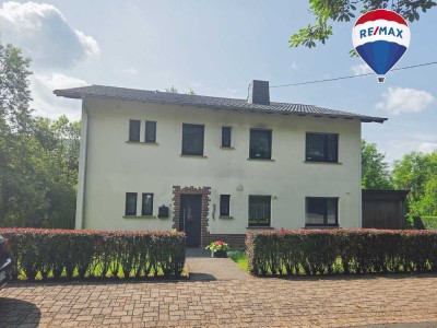umfangreich renoviertes Ein- Zweifamilienhaus