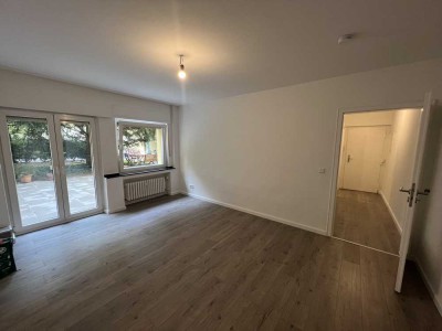 Sanierte 1-Zimmer-Wohnung, Küche und großer Terrasse - Ehrenfeld