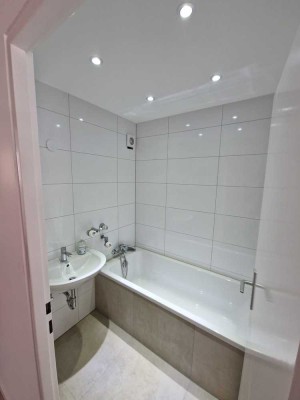 3-Zimmer-Erdgeschosswohnung mit Abstellplatz, Balkon und EBK in Heilbronn