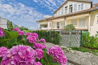 Sonne, Ruhe, Komfort: Helle 2-Zimmer-Wohnung mit großzügigem Balkon