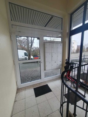 3 Zimmer, Loggia & Parkplatz – fehlt nur noch Ihr Name am Klingelschild!