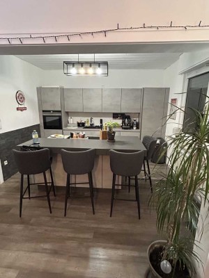 Attraktive Erdgeschosswohnung mit Balkon in Burscheid-Hilgen