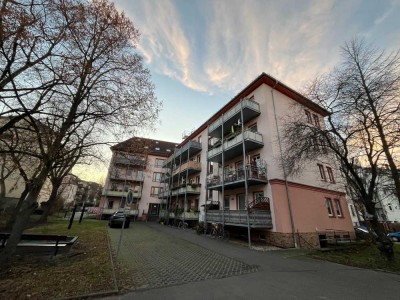 Schicke 3-Zimmer-Wohnung mit Tageslichtbad und großem Balkon