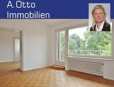 Krefeld - Bockum / Schönwasserstr., großzügige 3 Zimmer Wohnung, Süd Balkon, Parkettboden, Gäste WC