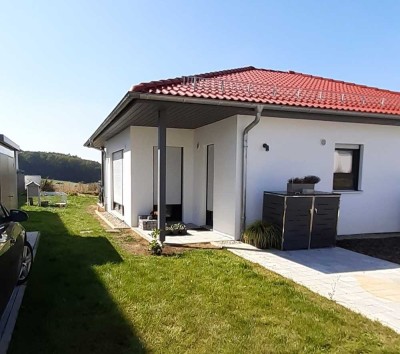 Moderne 3,5-Zimmer-Wohnung mit Garten & Terrasse  – ab 01.10.2025 bezugsfrei