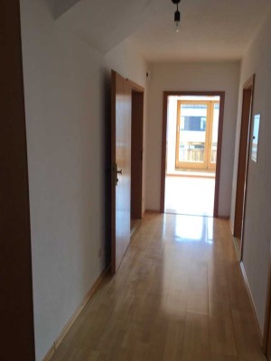 Süße 2 1/2 Zimmerwohnung in Eichenau