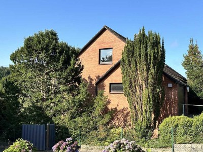 Ein Haus  - viele Möglichkeiten! 
Großes Haus und Grundstück in Sieversen