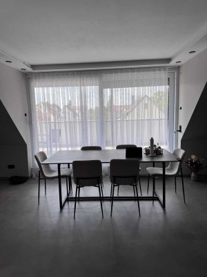 Stilvolle 3-Zimmer-Dachgeschosswohnung mit großem Balkon und hochwertiger Ausstattung in Langenhagen