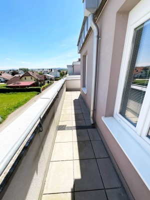 3 Zimmerwohnung mit Terrasse in Greinsfurth!