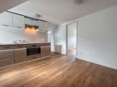 Dachgeschosss-Highlight in Kirchheim– 2,5 Zimmer voller Licht, Komfort und Charme