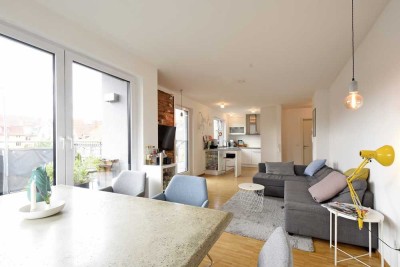 Lichtdurchflutetes und modernes Penthouse mit stilvoller Ausstattung und herrlicher Dachterrasse