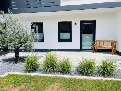 Stilvolle, neuwertige 2,5-Zimmer-Einliegerwohnung mit Terrasse in ruhiger Lage – Mömbris-Mensengesäß