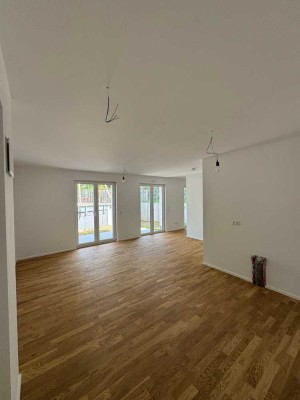 Erdgeschosswohnung, 1,5 Zimmer, 58qm, ab sofort bezugsfertig, inkl. EBK und Tiefgaragenstellplatz
