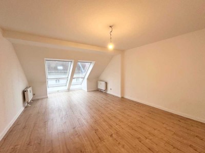 3 Raum Maisonette-Wohnung mit Tageslichtbad in Südstadtlage!