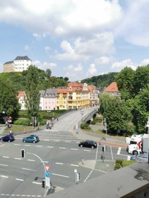 bezugsfreie 2 Zimmer-Wohnung mit excellenten Ausblick - Greiz!!!