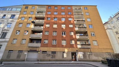 4-Zimmer-Wohnung mit Balkon im 5. Bezirk – Investitionsmöglichkeit mit Zukunftspotenzial