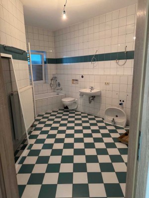 Leben & Mitwirken am DEHOGA Campus Bad Überkingen - neu renovierte 4-Zimmer-Wohnung mit Garten