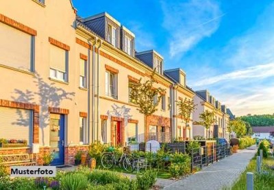 Einfamilien-Reihenendhaus mit Carport - provisionsfrei