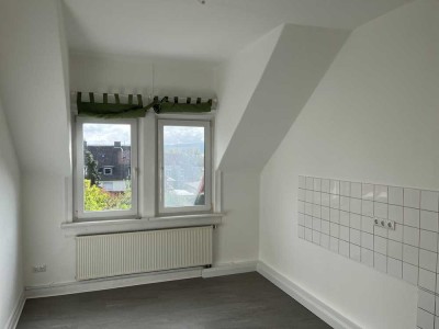Helle, traumhafte Dachgeschosswohnung in zentraler Lage