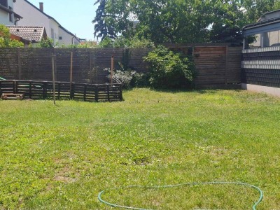 Neunkirchen: Tolle Single- oder Pärchenwohnung mit Garten(mit)benützung in Bahnhofsnähe
