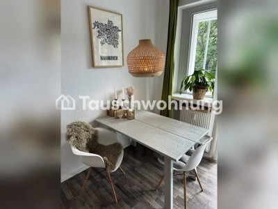 Tauschwohnung: Lichtdurchflutete 2-Zimmer-Wohnung mit großem Balkon in der