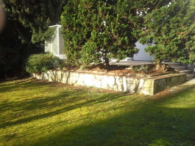 3-Zimmer Erdgeschoss Wohnung 105 m² unmöbliert mit großem Garten mit Terrasse zur Alleinnutzung