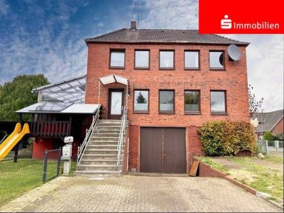 Zweifamilienhaus mit Werkstatt/Halle/Hobbyraum