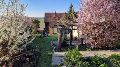 Einfamilienhaus mit großem Grund und sehr viel Modernisierungspotential