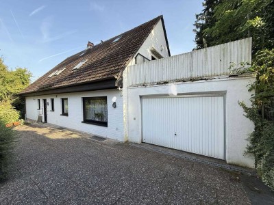 GELEGENHEIT: Großzügiges Haus (derzeit 2FamHaus/leerstehend) mit idyllischem Garten