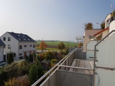 Traumhafte 3-Zimmerwohnung mit 24 qm Terrasse und Blick auf die Dachauer Altstadt