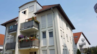 Stilvolle 4-Zimmer-Maisonette-Wohnung mit Balkon in Uhingen