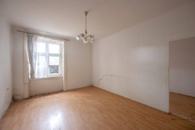 ++Fasangarten++ Altbautraum zum Selbstgestalten – 2-Zimmer-Wohnung mit Entwicklungspotenzial