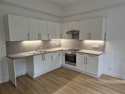 Großzügige, helle 2,5-Zi. Altbauwhg., zentral, Harburg-Sand