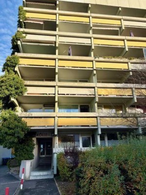 Helle 2-Zimmer Wohnung mit zwei Balkonen im 5. OG in Altstadt/Glocken/Geigenreuth