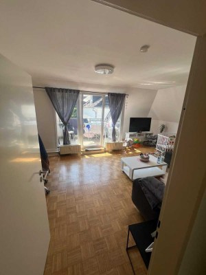 Großzügige 2 Zimmer Wohnung zu vermieten