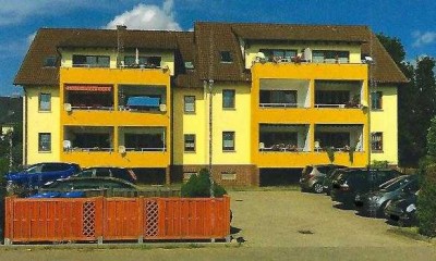 Tolle 2 Zimmerwohnung mit Balkon und Stellplatz zu verkaufen !!