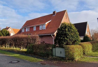 LANGEOOG: Altbau mit 2 Ferienwohnungen in TOP Lage unweit von Bahnhof und Ortskern - Courtagefrei