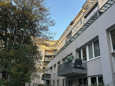 Großzügige Maisonette mit neuer Küche, neuem Bad und 2 Loggias - Nähe U-Bahn U4.