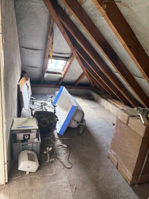 3-Zimmer-Dachgeschosswohnung in Karlsruhe-Knielingen – Erstbezug nach Komplettsanierung