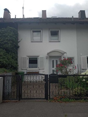 Familienfreundliches RMH in guter Lage zu verkaufen
