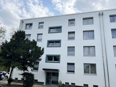 Wir sanieren für Sie! Schöne 3-Zimmer-Wohnung im modernisierten Haus
