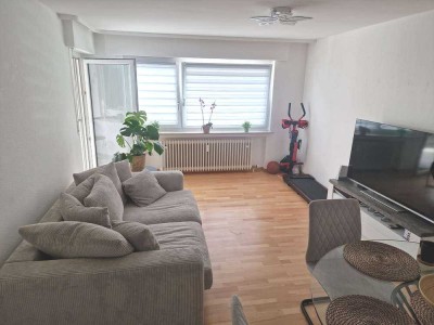 Achtung Kapitalanleger ! Schöne 2-Zimmer-Wohnung mit Balkon und Garage