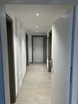 Vollständig renovierte moderne 3-Zimmer-Wohnung in Friedrichshafen