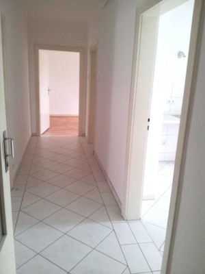 Ansprechende 3-Zimmer-DG-Wohnung in Saarbrücken