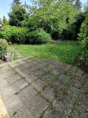 Schicke 2-Zimmer-Wohnung mit Wintergarten und Terrasse im ruhigen Düsseldorf-Angermund