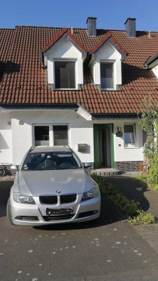Charmantes RMH, 2015 kernsaniert und mit gepflegter, moderner Ausstattung